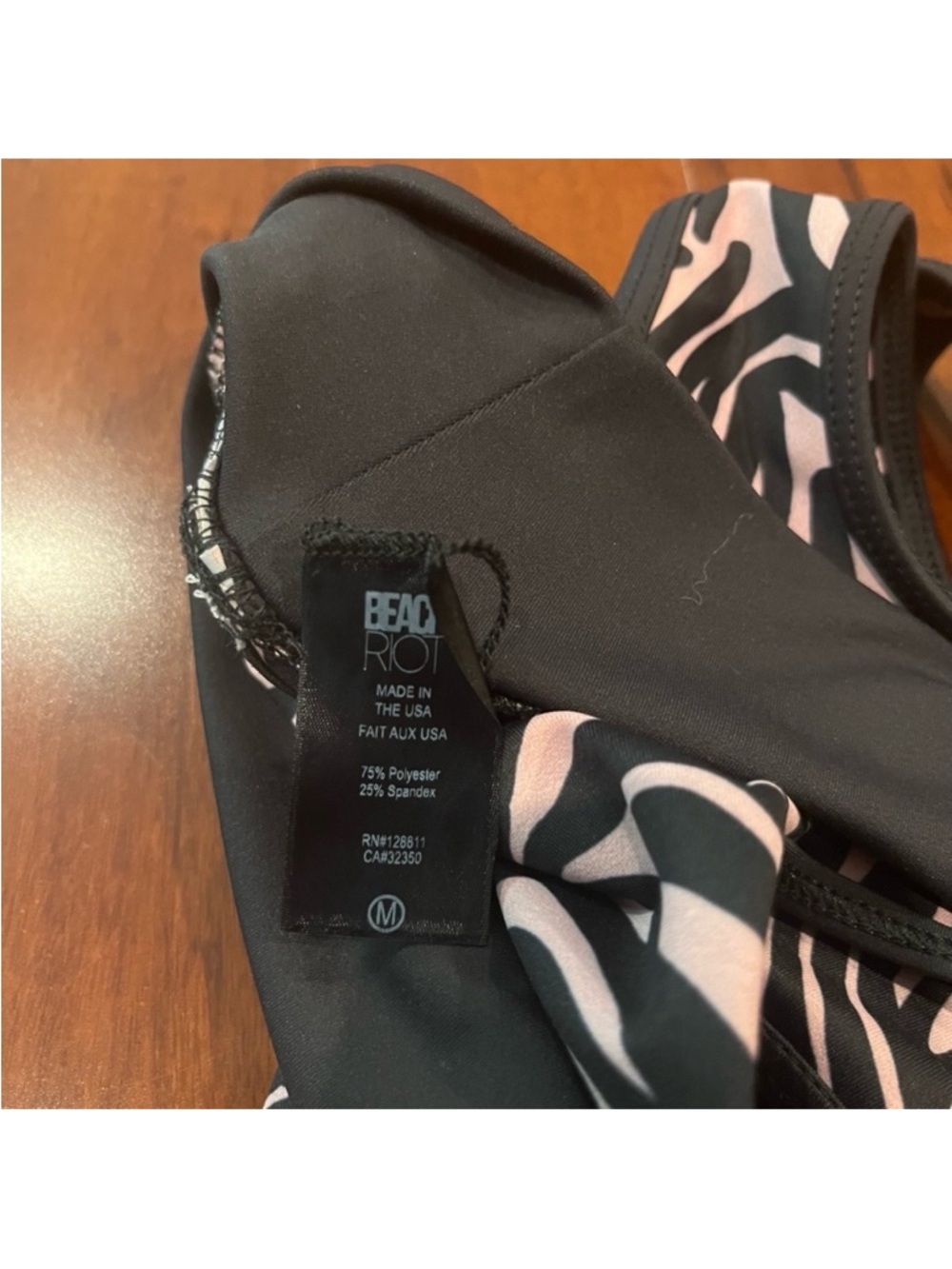 Beach Riot‎ Pink Black Sports Bra Racerback Zebra Print Activewear Size Medium - Picture 2 of 5